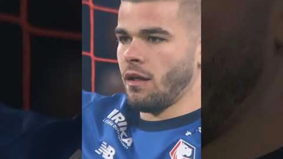 replay de Lucas Chevalier stoppe deux pénaltys ?