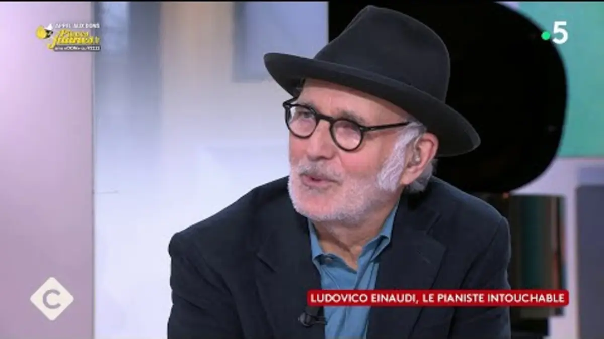 replay de Ludivico Einaudi, le pianiste intouchable - C à Vous