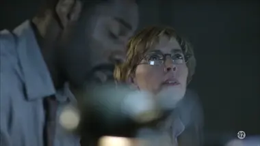 Luther : S1 E4 - La main dans le sac