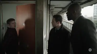 Luther : S3 E1 - À la source du mal