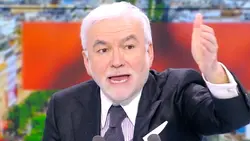 "Macron a incarné un espoir, c'est du gâchis !" (Pascal Praud)