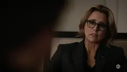 Madam Secretary : S4 E19 - Une place sur la banquise