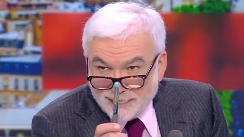 replay de "Maduro, c’est un horrible bonhomme !" (Pascal Praud)