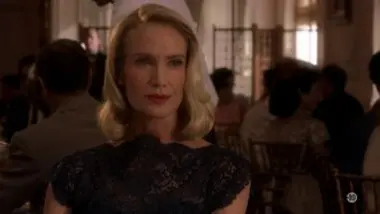 Magic City - S01 E03 - Des châteaux de sables