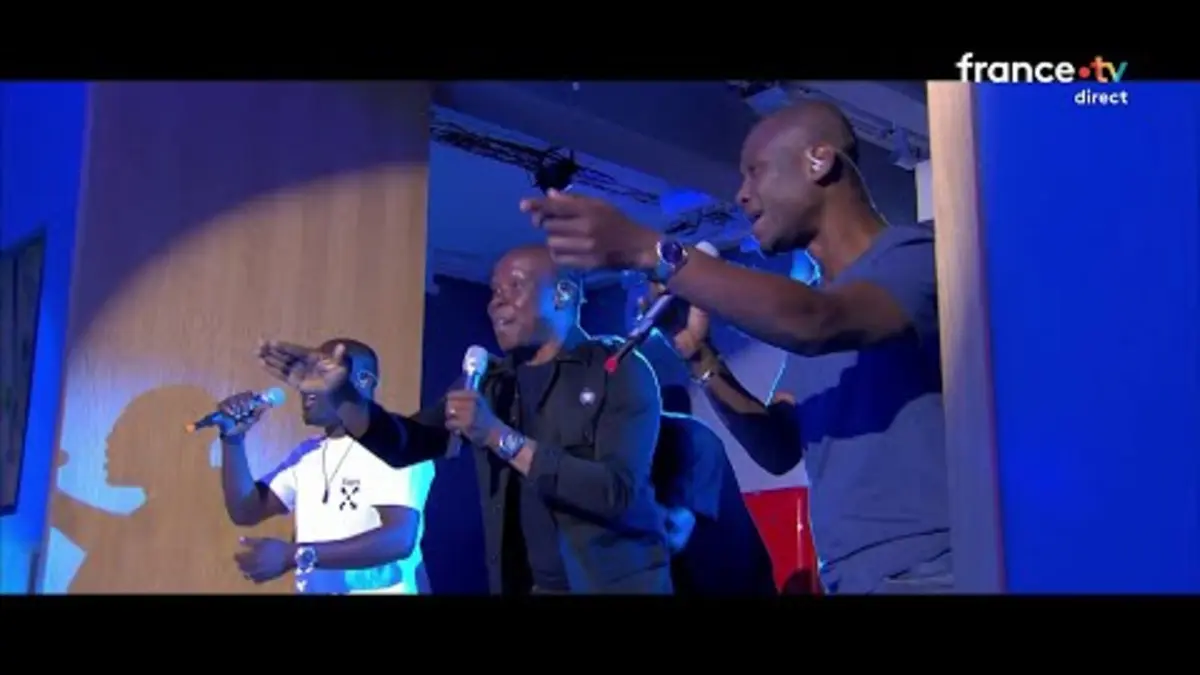 replay de Magic System est de retour avec “Vida Loca” - C à Vous