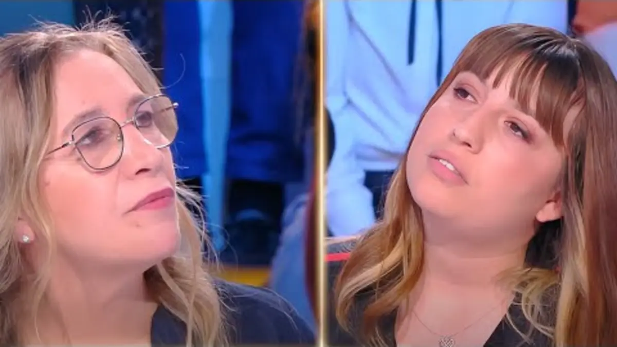 replay de Maman, notre dispute dure depuis trop longtemps !