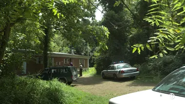 Manhunt : S2 E6 - L'armée de Dieu