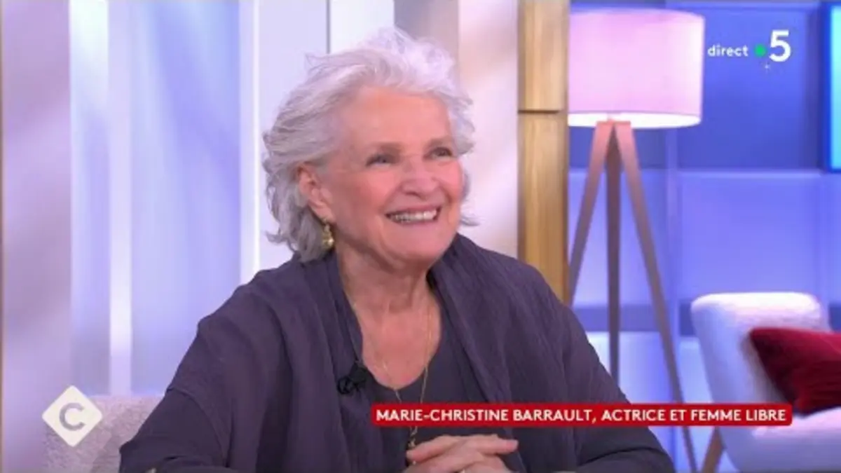 replay de Marie-Christine Barrault, « meurtres sur la côte fleurie » - C à Vous - 18/12/2023
