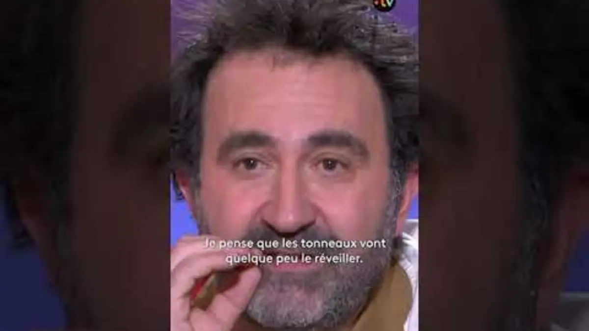 replay de ??Mathieu Madénian nous parle des difficultés de la paternité #CàVous