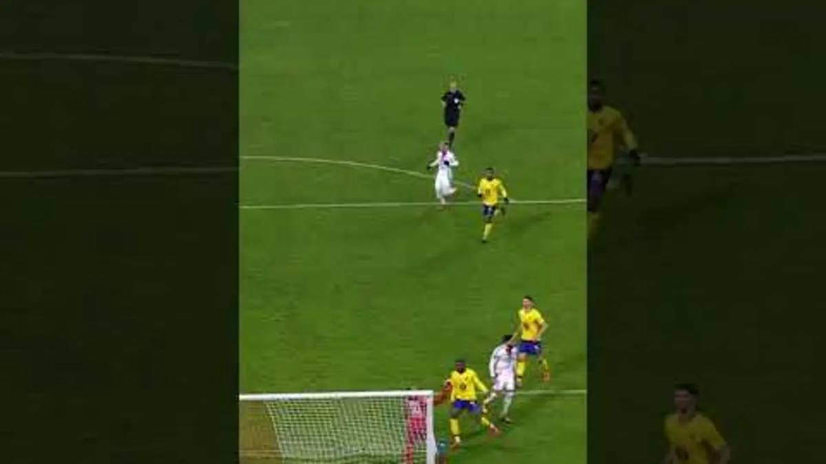 replay de Matic's Champions League pass ? #football #lyonnais