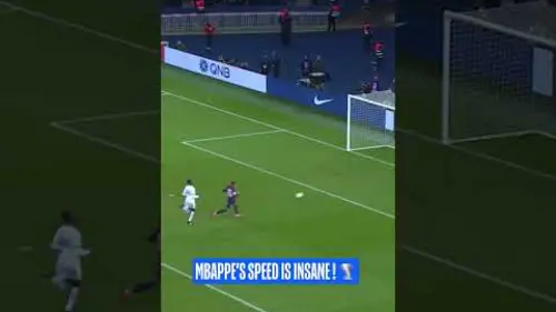 replay de Mbappe's speed is INSANE ??️ ! #ligue1 #mbappe #speed