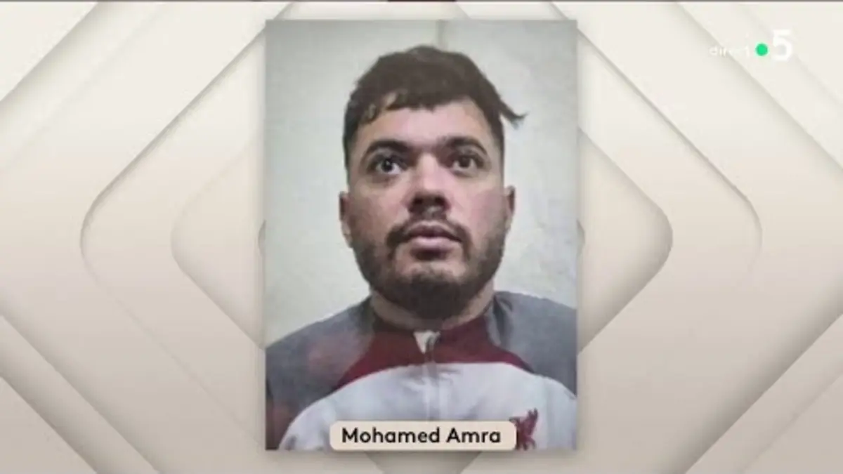 replay de Mohamed Amra : nouvelles révélations sur le fugitif - C à Vous - 23/05/2024