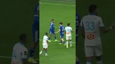 Morocco has a gem in Gessime Yassine! 🇲🇦💎 #football #ligue1 #foot #ligue1mcdonalds #footballshorts