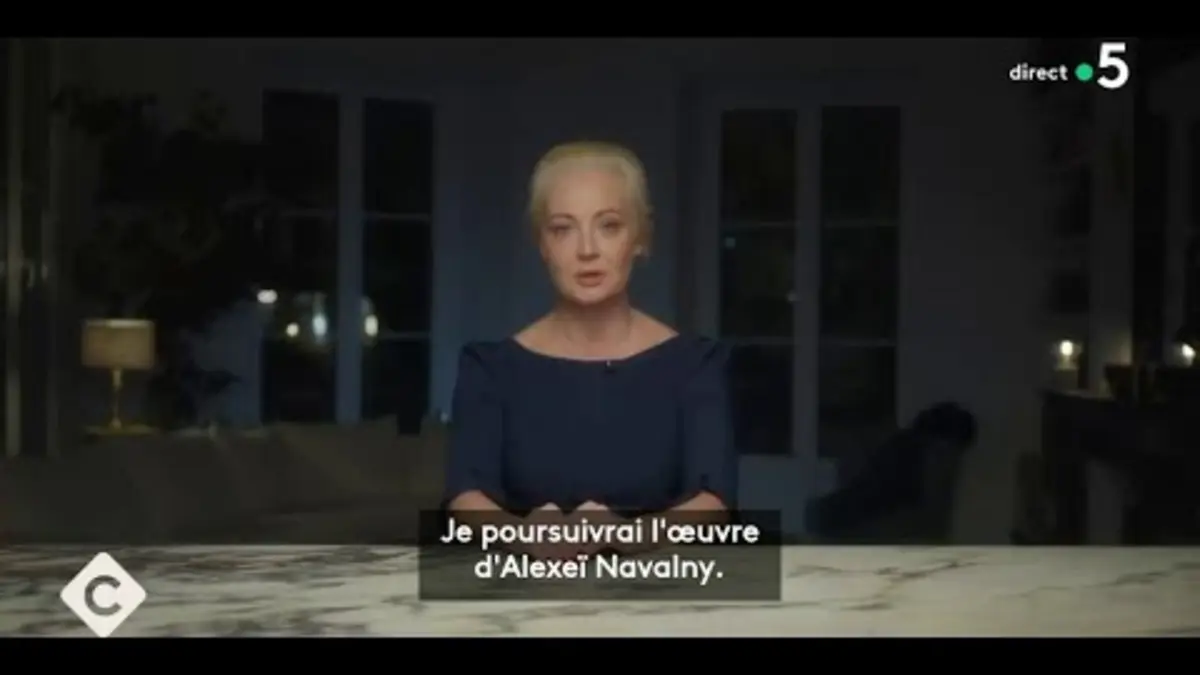 replay de Mort de Navalny : onde de choc mondiale - La Story - C à Vous - 19/02/2024