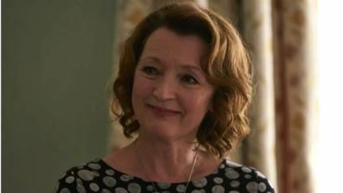 replay de Mum - Saison 1 (1/6)