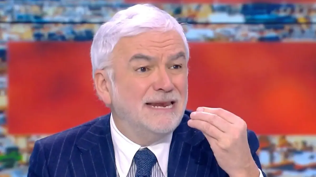 replay de Narcotrafic : "Les promesses d’Emmanuel Macron ne sont pas tenues ! " (Pascal Praud)