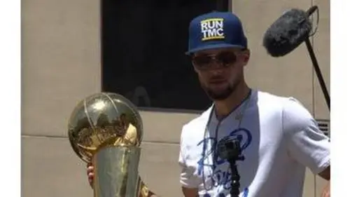 replay de NBA - La parade de Golden State