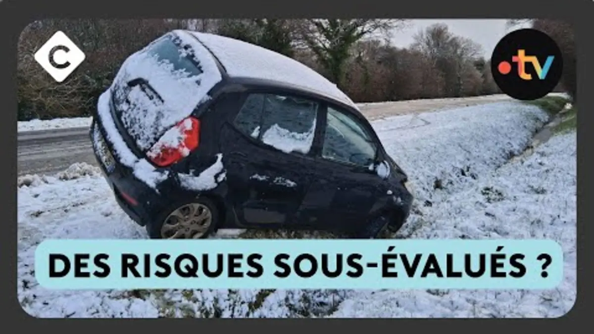 replay de Neige et verglas : au moins cinq morts sur les routes