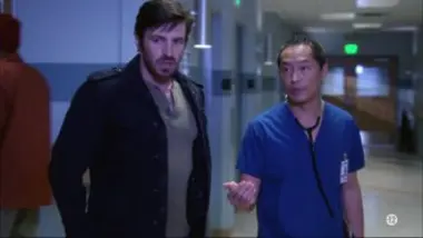 Night shift - S02 E01 - Opérer en musique