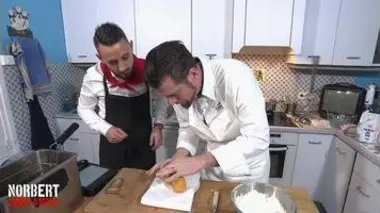 Norbert commis d'office : Nicolas, recel de fromage / Lola, blanchiment de gaufre