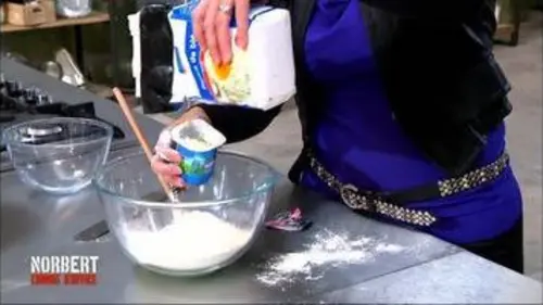 replay de Norbert commis d'office : Solène, adepte du gâteau freestyle