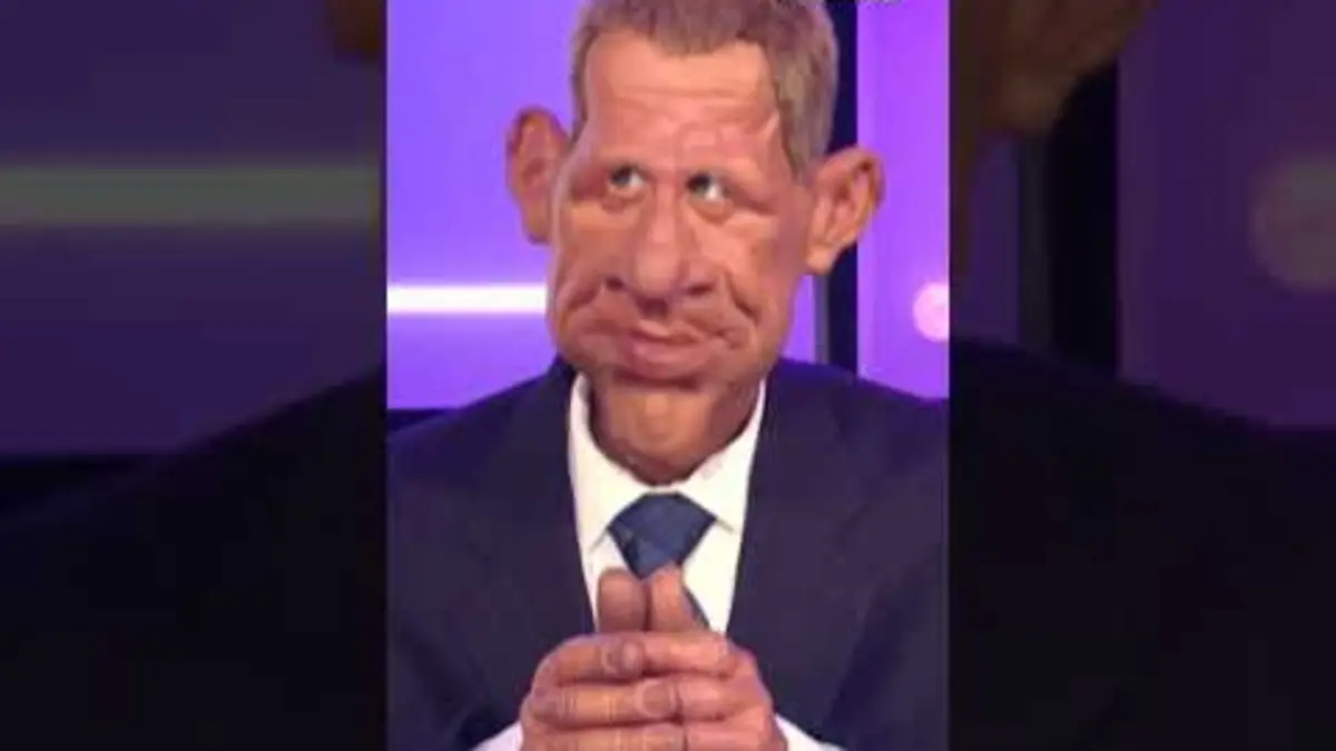 replay de Nouvelle année riches VS chômeurs #Humour #Shorts #LesGuignols