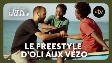 Oli se présente en rappant aux Vézo - Rendez-vous en terre inconnue