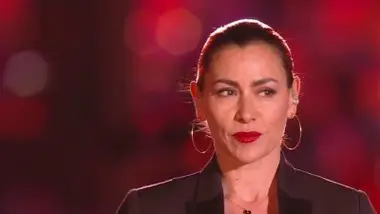 Olivia Ruiz chante "El Paso del Ebro" avec l'orchestre de la Garde républicaine