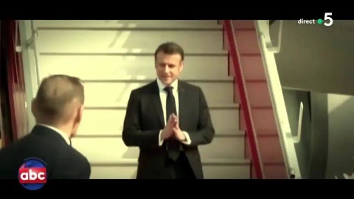 replay de On débrief la première journée du voyage de Macron en Inde… Namasté - L’ABC - C à Vous - 25/01/2024