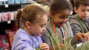 On jardine à la maternelle !