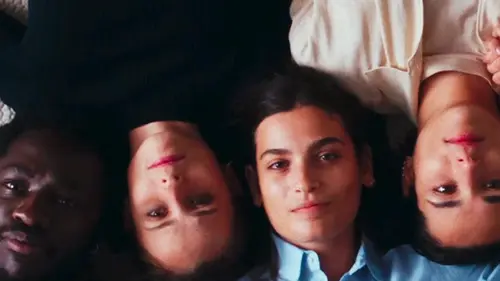 Split S01E05 One Way to Dyke Land