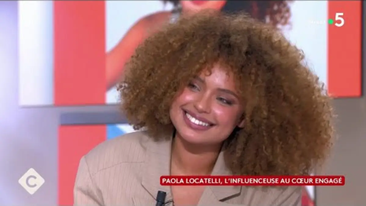 replay de Paola Locatelli : la petite protégée de Rihanna - C à Vous - 21/10/2024