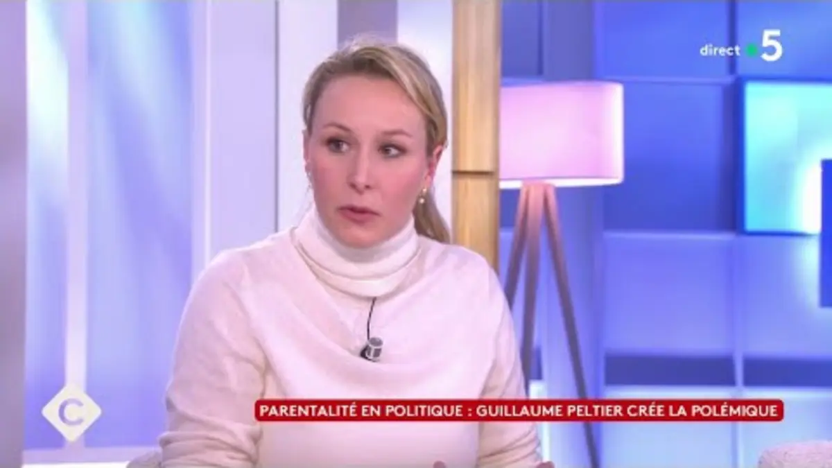 replay de Parentalité en politique : Guillaume Peltier crée la polémique - C à vous - 12/02/2024