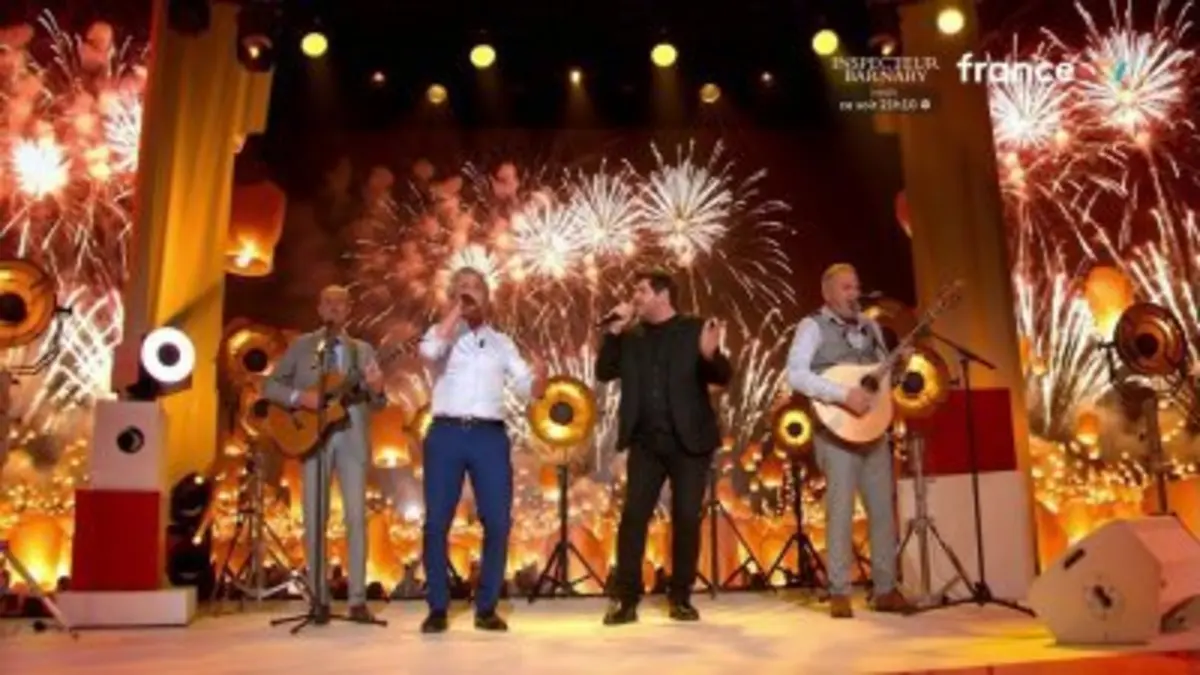 Patrick Fiori et le groupe Eppò chantent "Core…