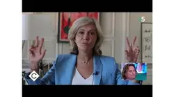 Pécresse s'adresse à Bertrand Chameroy ! - L’ABC - C à vous - 24/06/2022