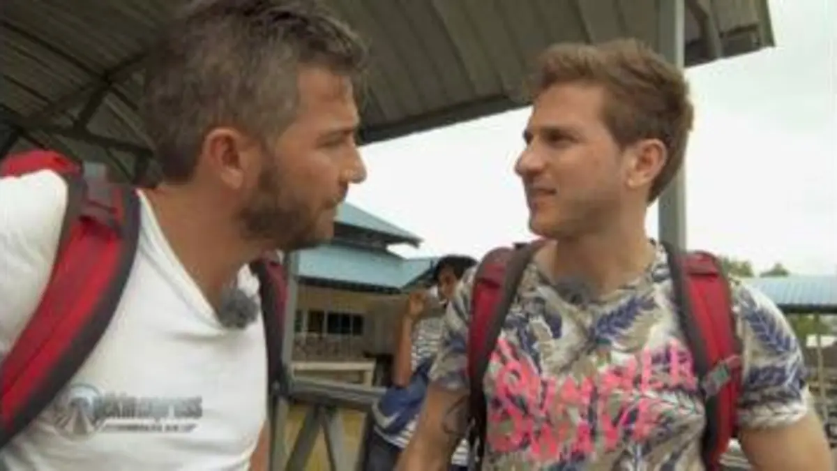 replay de Pékin Express : Ludovic et Samuel oublient le principal de leur mission !