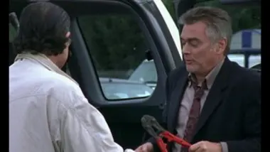 Père et maire - S02 E02 - Association de bienfaiteurs