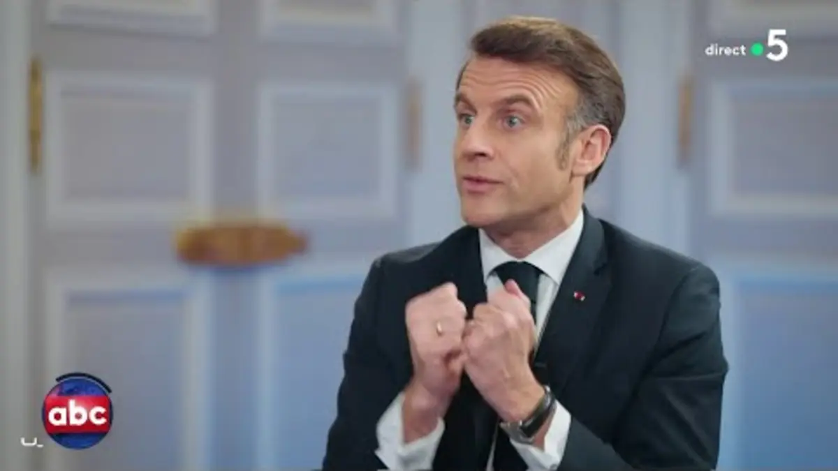 replay de Petite partie de Time’s Up avec le Président - L’ABC de Bertrand Chameroy - C à Vous - 17/02/2025