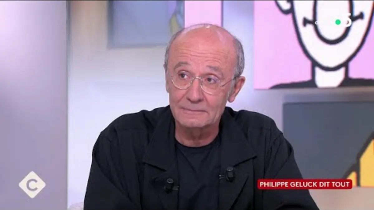 replay de Philippe Geluck : Quand le chat sauve des vies - C à Vous - 25/10/2024