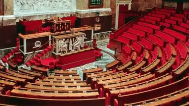 Pourquoi change-t-on encore de gouvernement ?