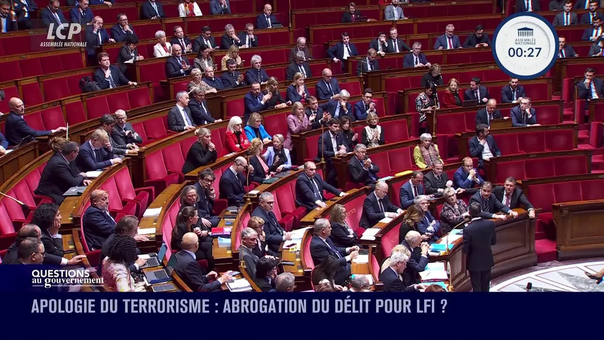 replay de Questions au Gouvernement - le débrief - Questions au Gouvernement - le débrief du mardi 26 novembre 2024