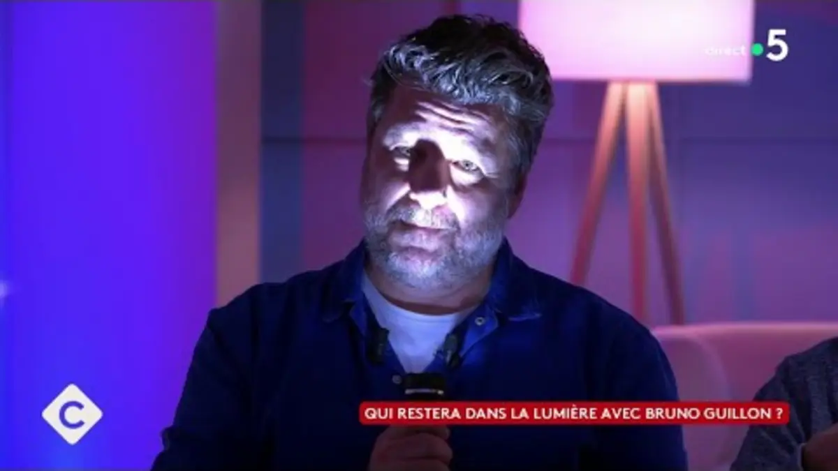 replay de Qui restera dans la lumière avec Bruno Guillon ? - C à Vous - 31/05/2024