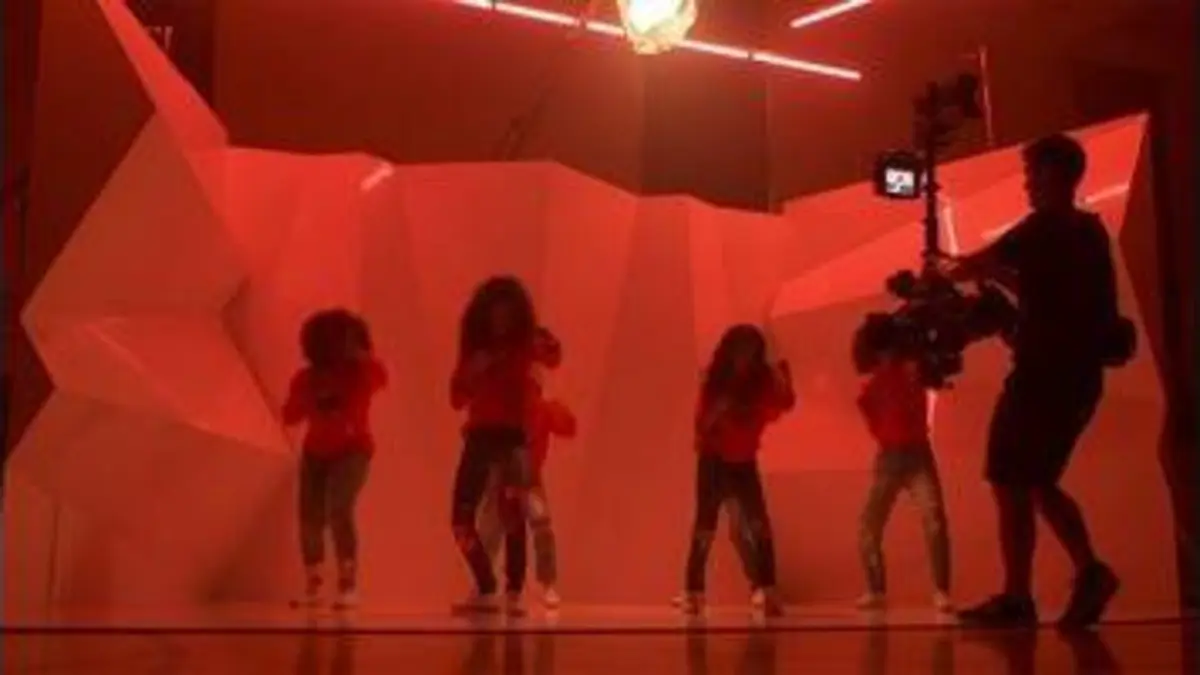 replay de Raven, saison 2 - Making of du clip "Legendary"