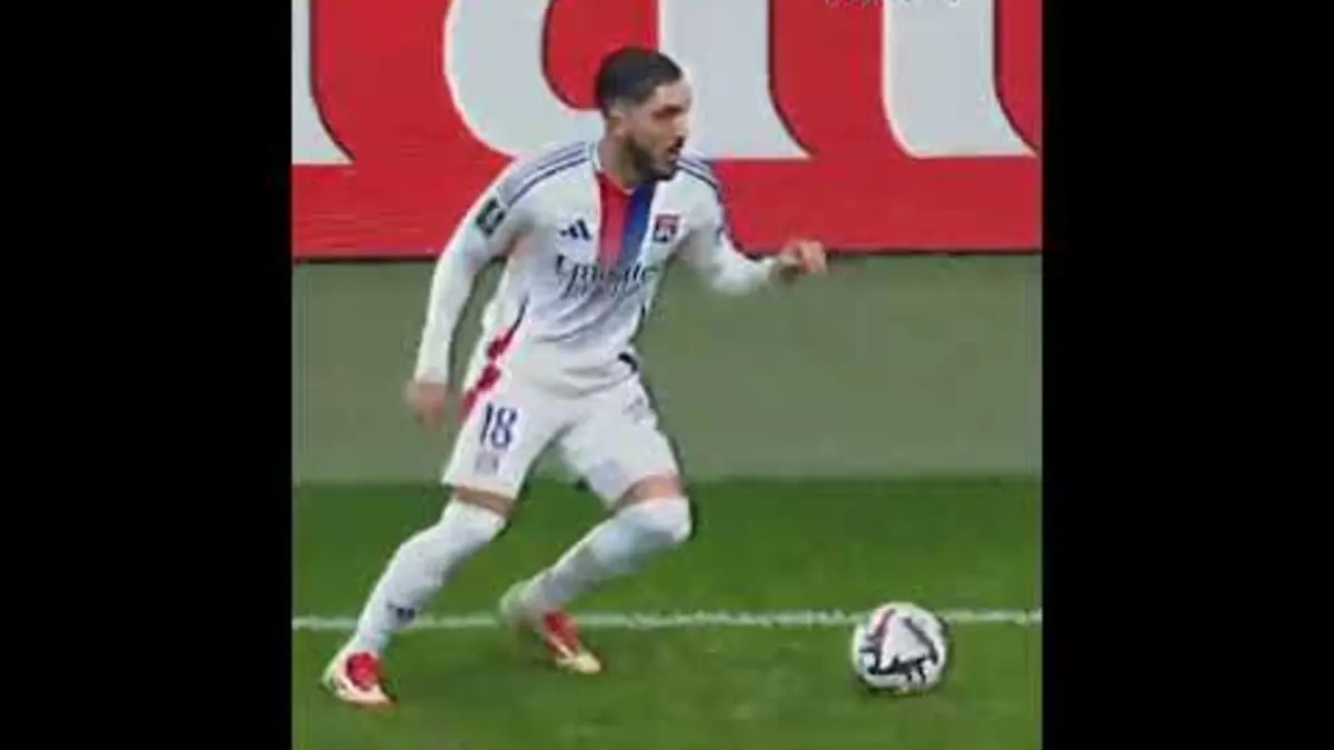 replay de Rayan Cherki one more time ?? #football #ligue1 #cherki #ligue1mcdonalds #soccer #sport #skills