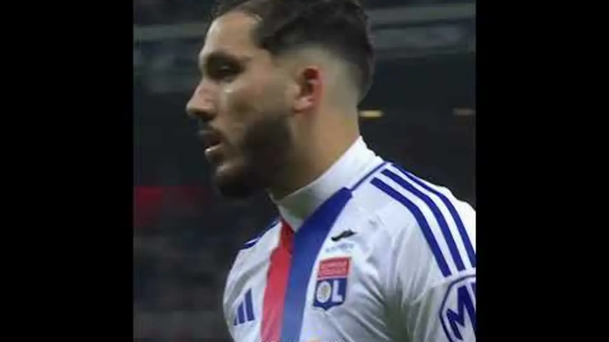 replay de Rayan Cherki's on ?#football #ligue1 #ligue1mcdonalds #sport #soccer #footballshorts #footballskills