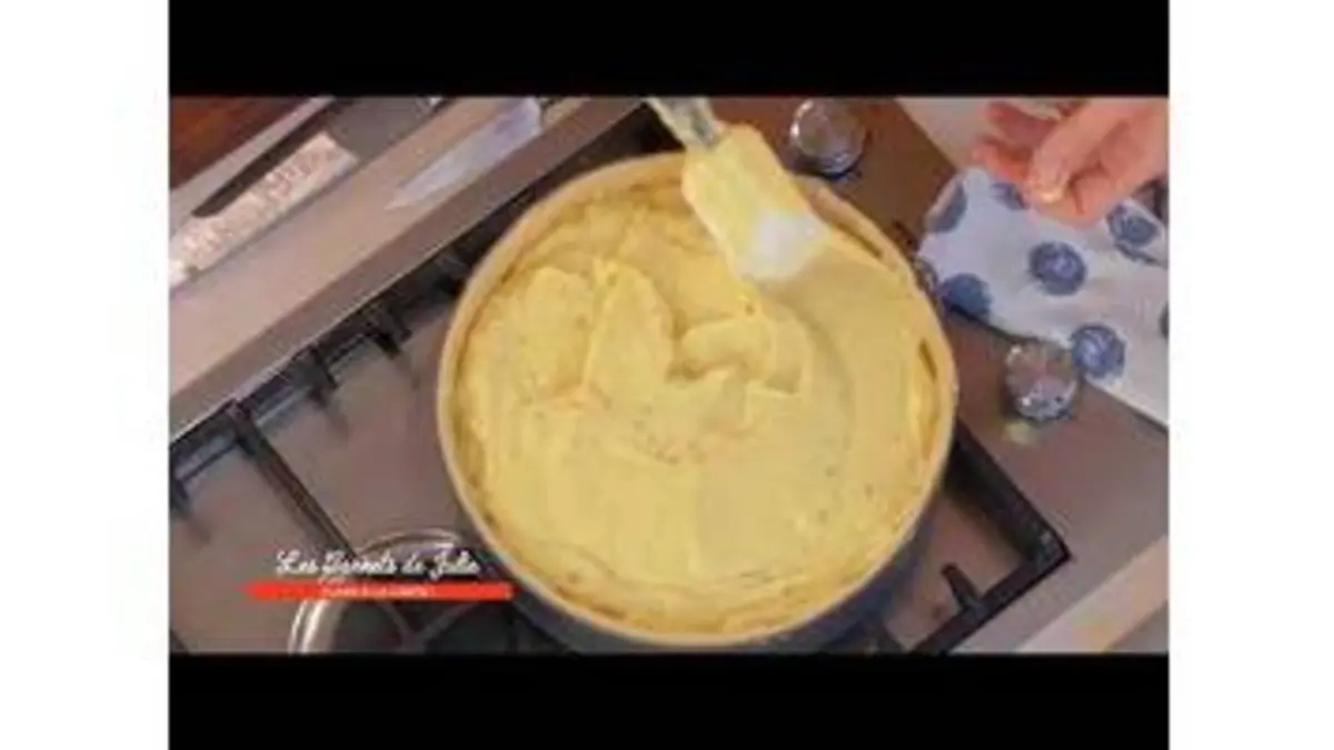 replay de Recette : Flan de Julie, inspiré par Jacques Genin - Les Carnets de Julie - Flans à la carte !