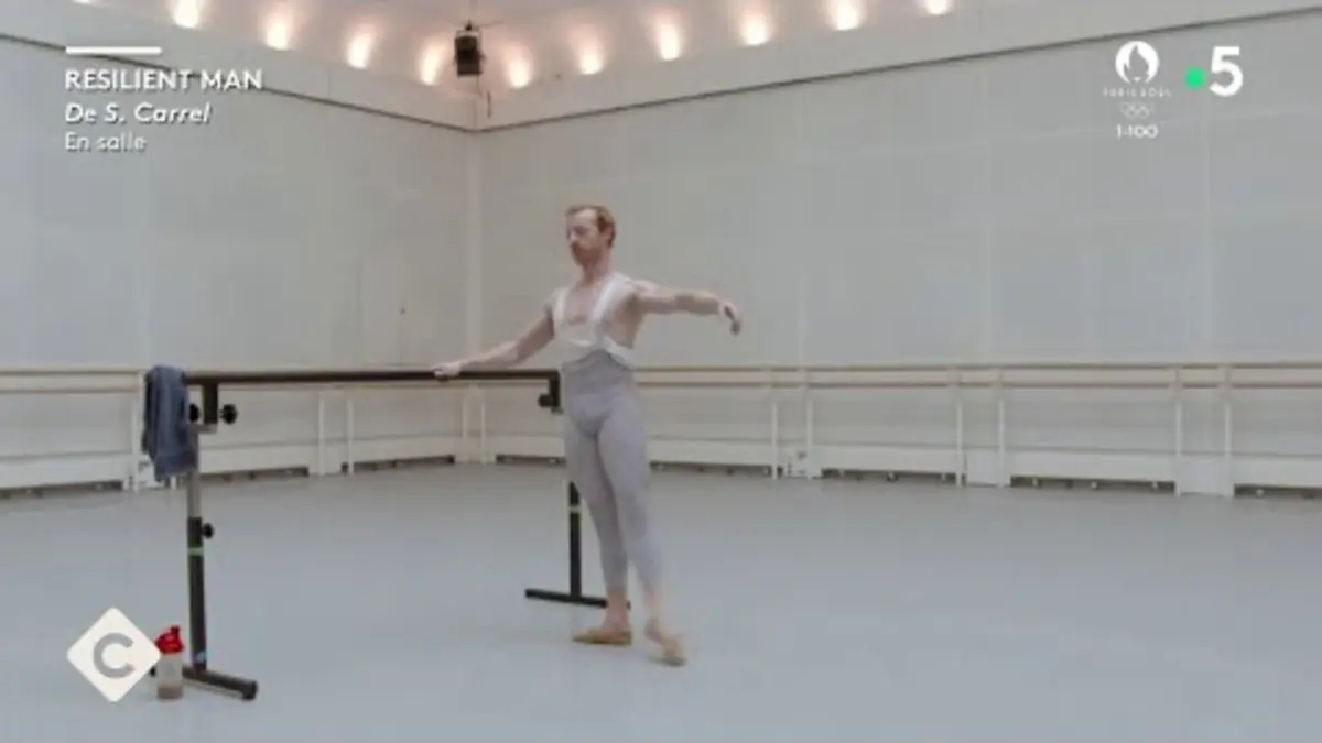 replay de “Resilient Man”, rocky danseur - L’Oeil de Pierre - C à Vous - 17/04/2024