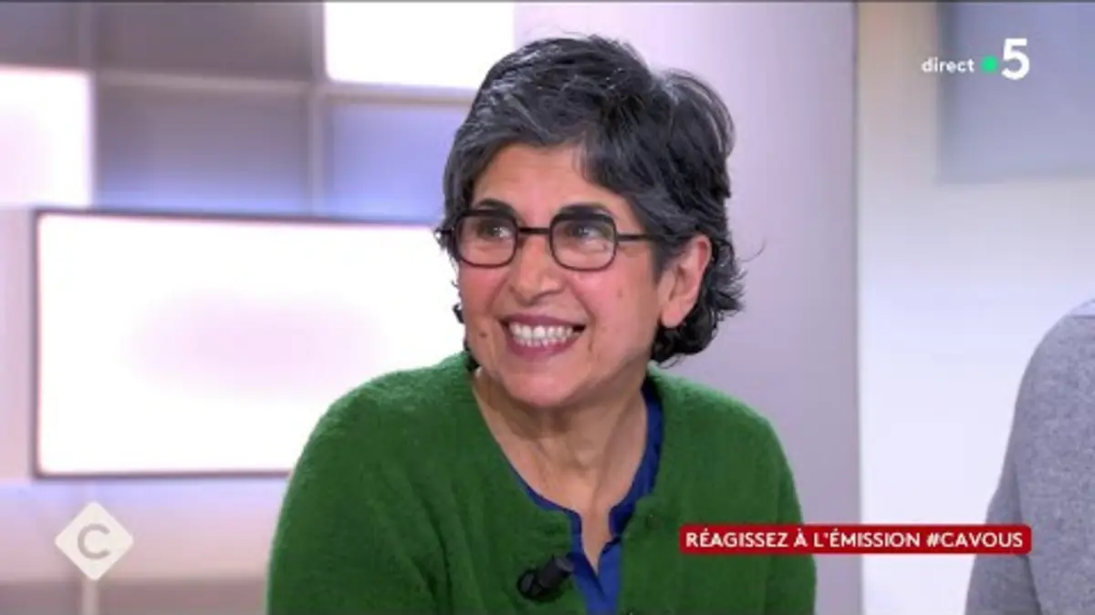 replay de Retenue 4 ans en Iran, Fariba Adelkhah témoigne - C à vous - 11/11/2024