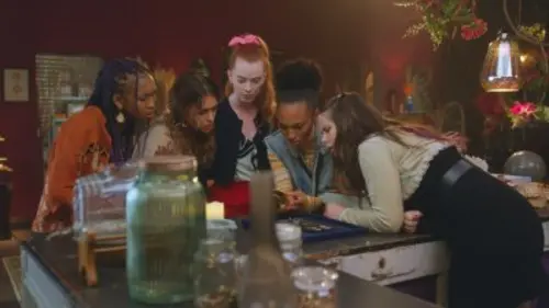 Sortilèges à l'Opéra S02E10 Révélations