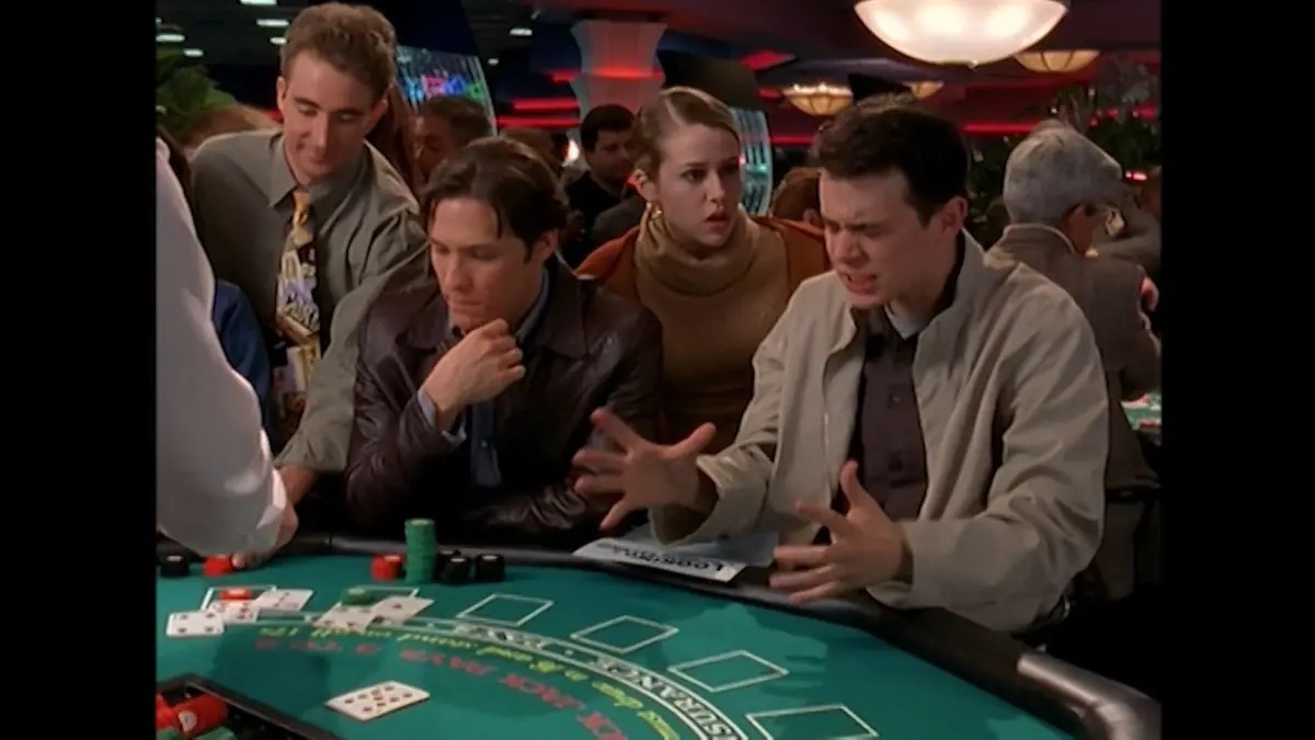 replay de Roswell : S2 E15 - Viva Las Vegas